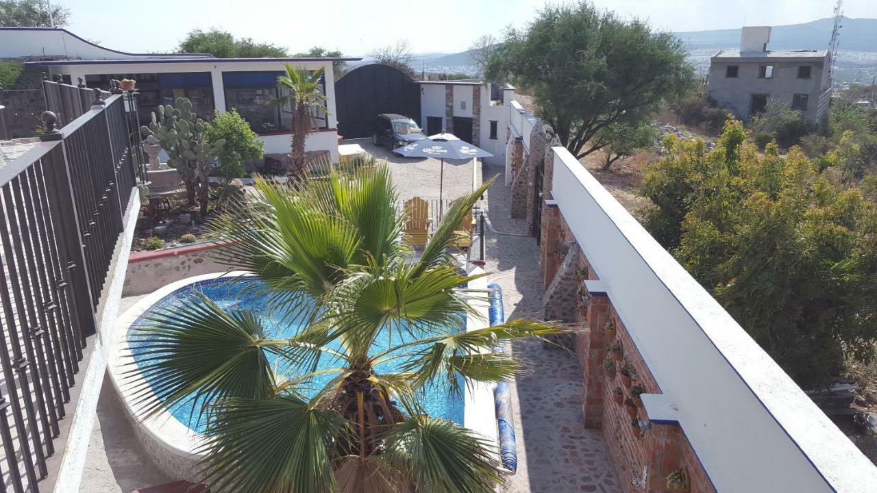 La Casona Azul Bed N Breakfast Santa Rosa de Jauregui Dış mekan fotoğraf