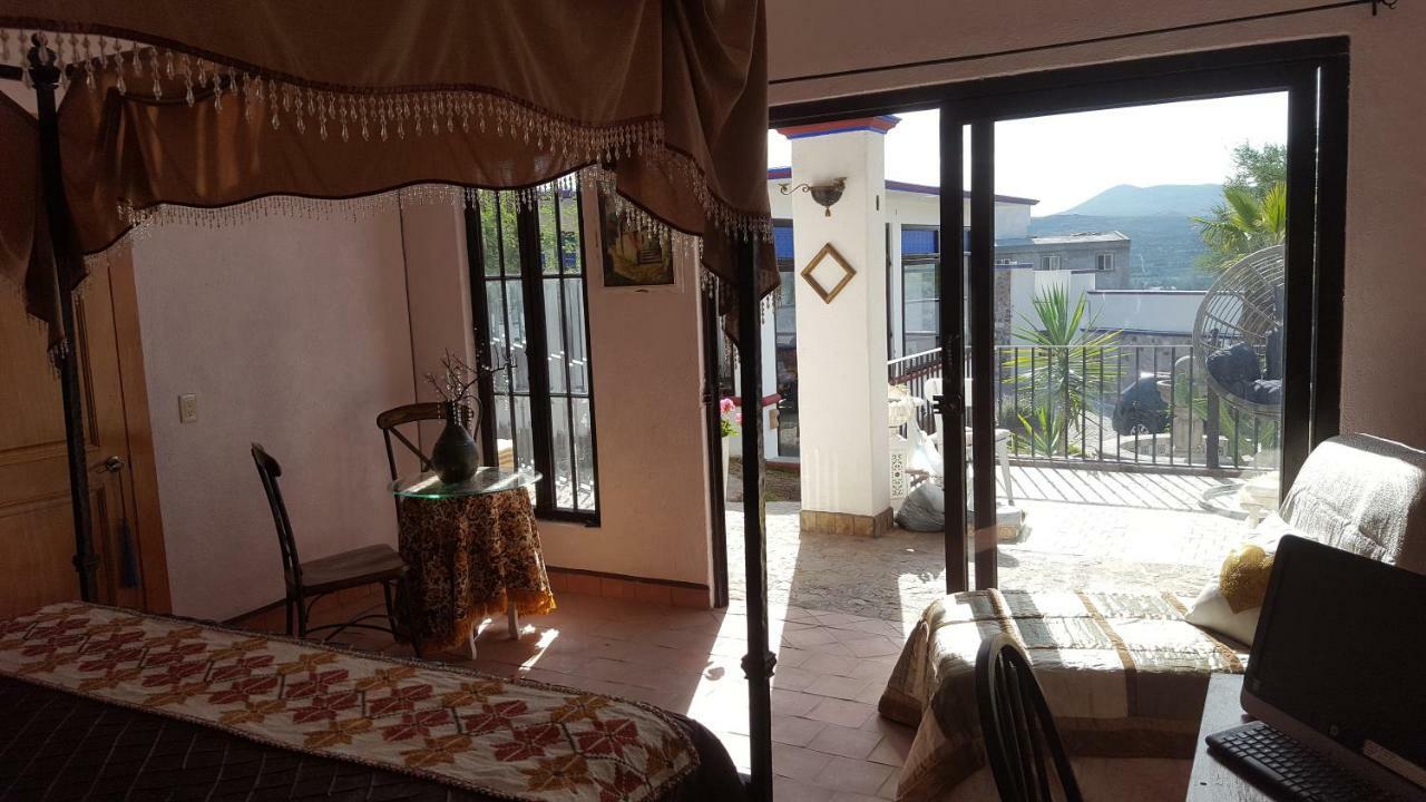 La Casona Azul Bed N Breakfast Santa Rosa de Jauregui Dış mekan fotoğraf